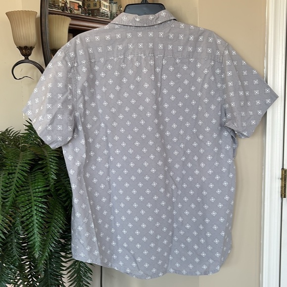 J. Ferrar Slim Fit Button Down Short Sleeved Shirt Pearl Snap Geometric Gray - Picture 7 of 13